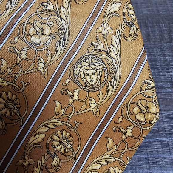 VERSACE - Tie - Picture 2 of 10